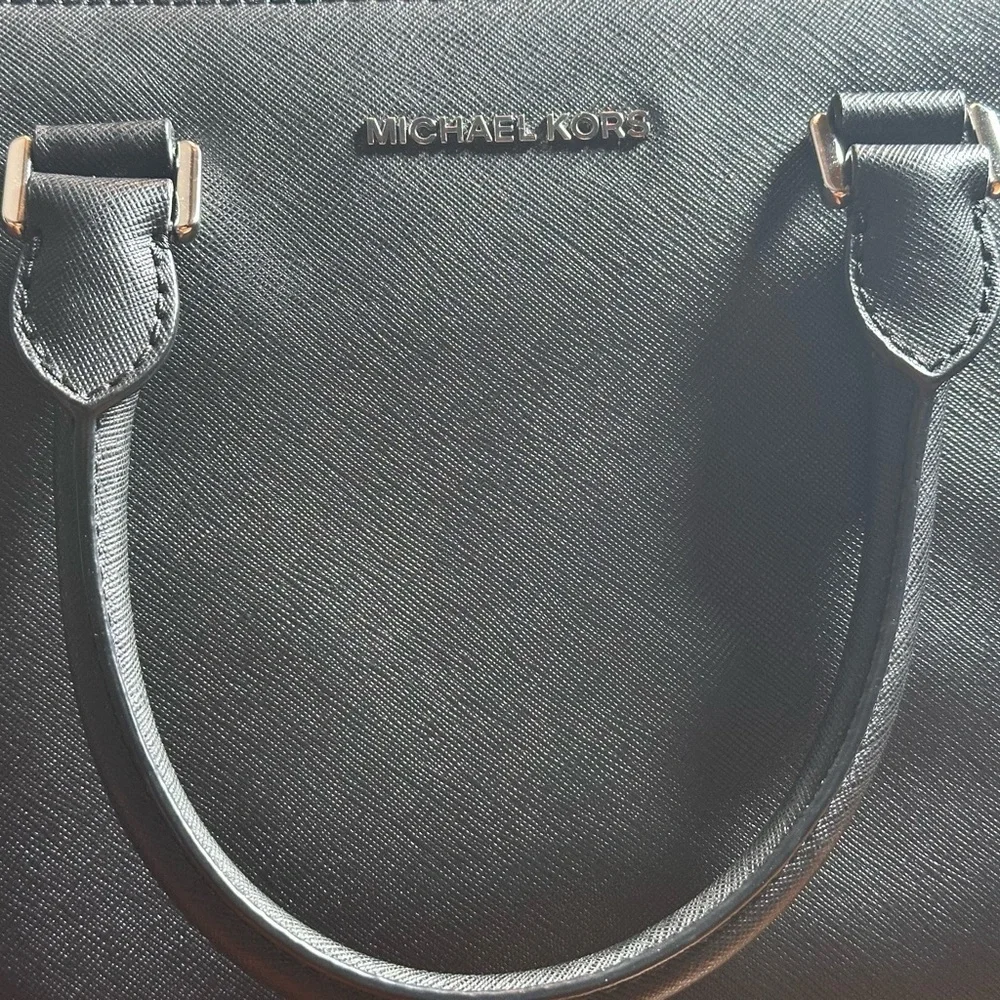 Savannah Large Saffiano Leather Satchel Black